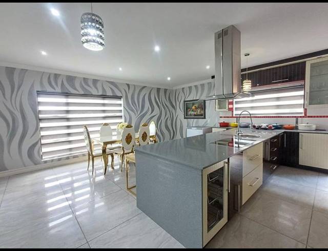 5 BEDROOM PROPERTY TO RENT IN THREE RIVERS EAST